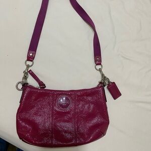 Coach bag est 1941 still in ok condition one little stain but still good :)